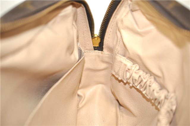 Auth Louis Vuitton Monogram Trousse Toilette 28 Clutch Hand Bag M47522 LV 4695D