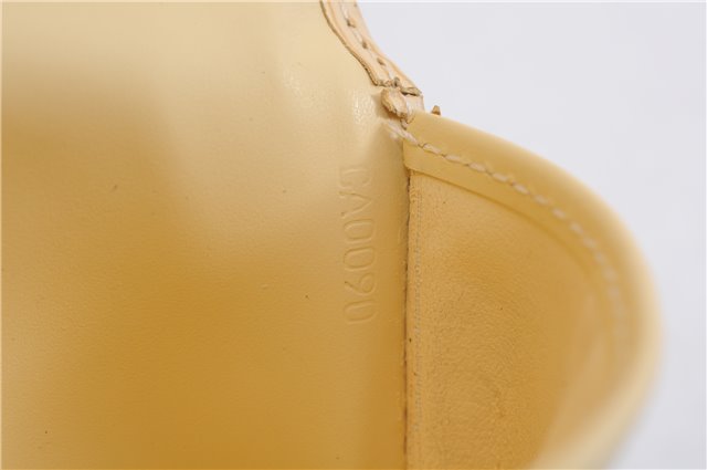 Authentic Louis Vuitton Epi Agenda Posh Notebook Cover Ivory R2052A LV 4698E