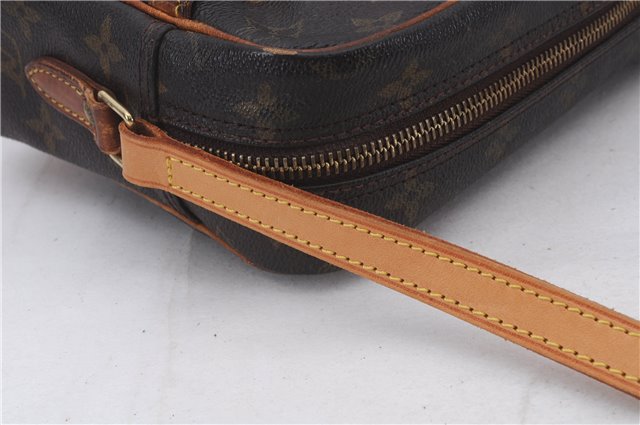 Auth Louis Vuitton Monogram Trocadero 27 Shoulder Cross Body Bag M51274 LV 4701D