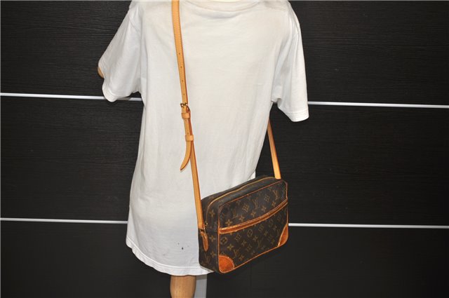 Auth Louis Vuitton Monogram Trocadero 27 Shoulder Cross Body Bag M51274 LV 4701D