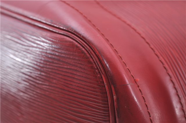 Authentic Louis Vuitton Epi Noe Red Shoulder Bag M44007 LV 4706D