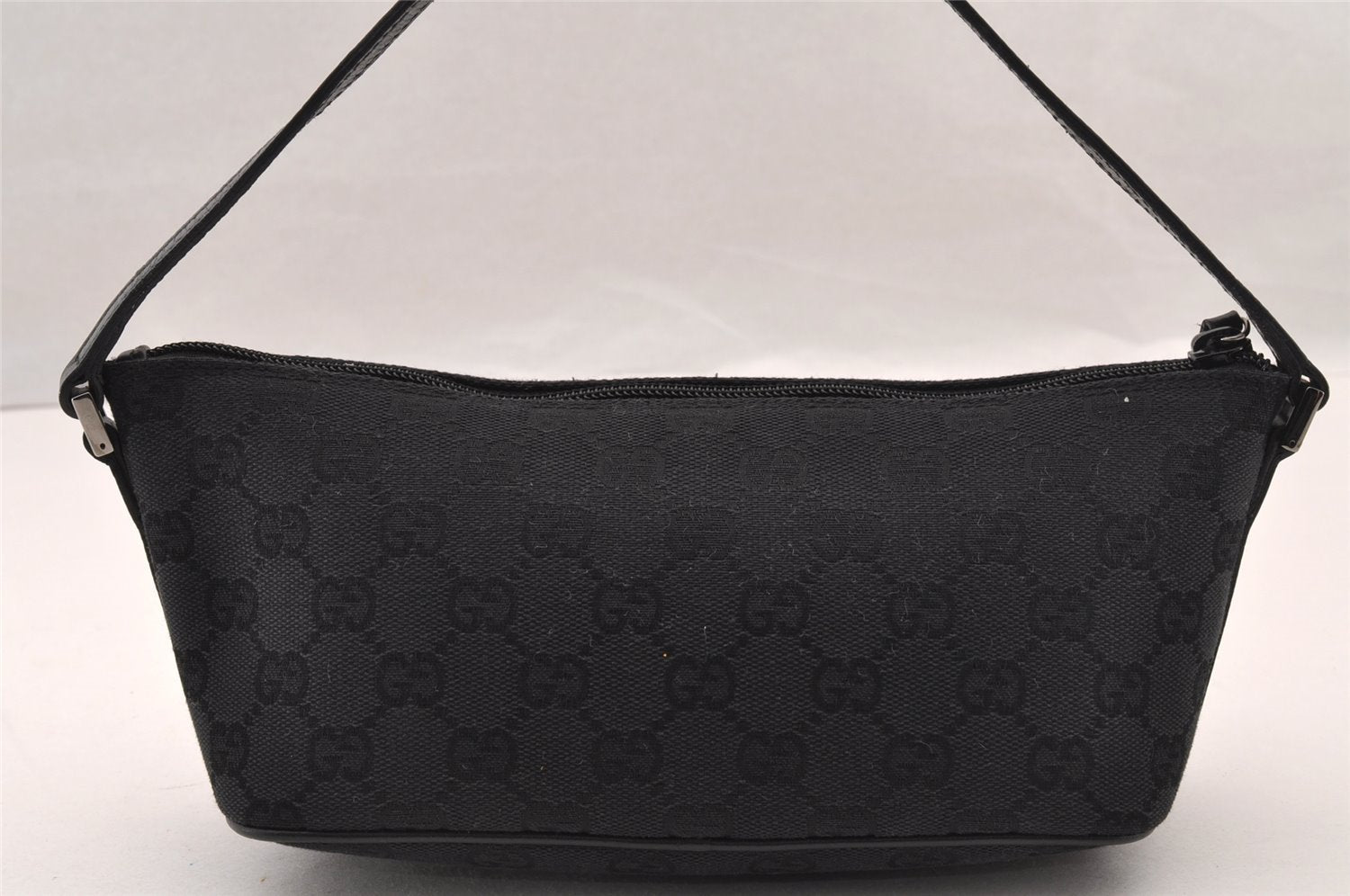 Authentic GUCCI Hand Bag Pouch Purse GG Canvas Leather 07198 Black 4712I