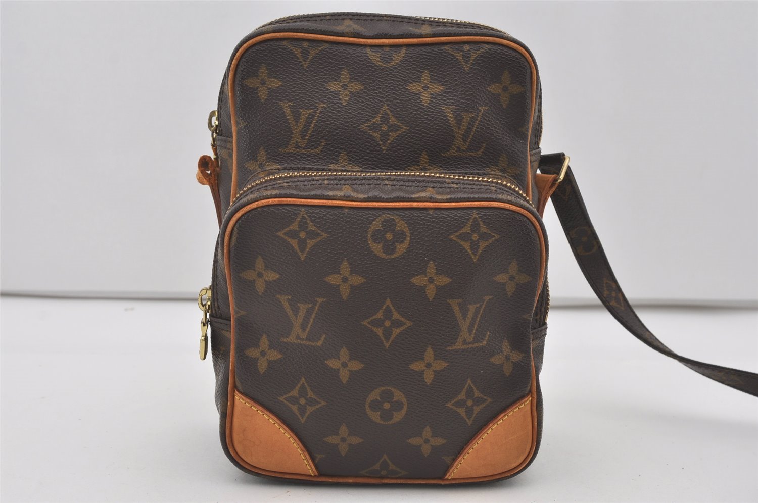 Authentic Louis Vuitton Monogram Amazone Shoulder Cross Bag M45236 LV Junk 4718I