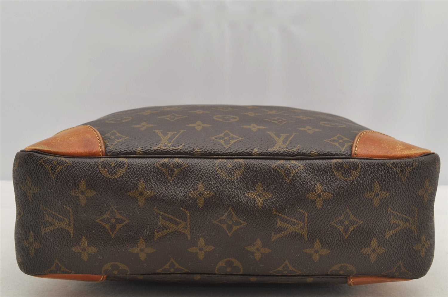 Authentic Louis Vuitton Monogram Boulogne 30 Shoulder Cross Bag Old Model 4723I