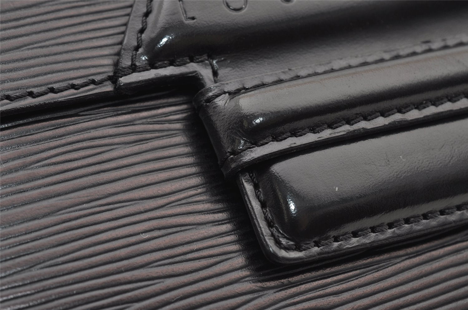 Authentic Louis Vuitton Epi Chaillot Clutch Hand Bag Black M52542 LV 4724I