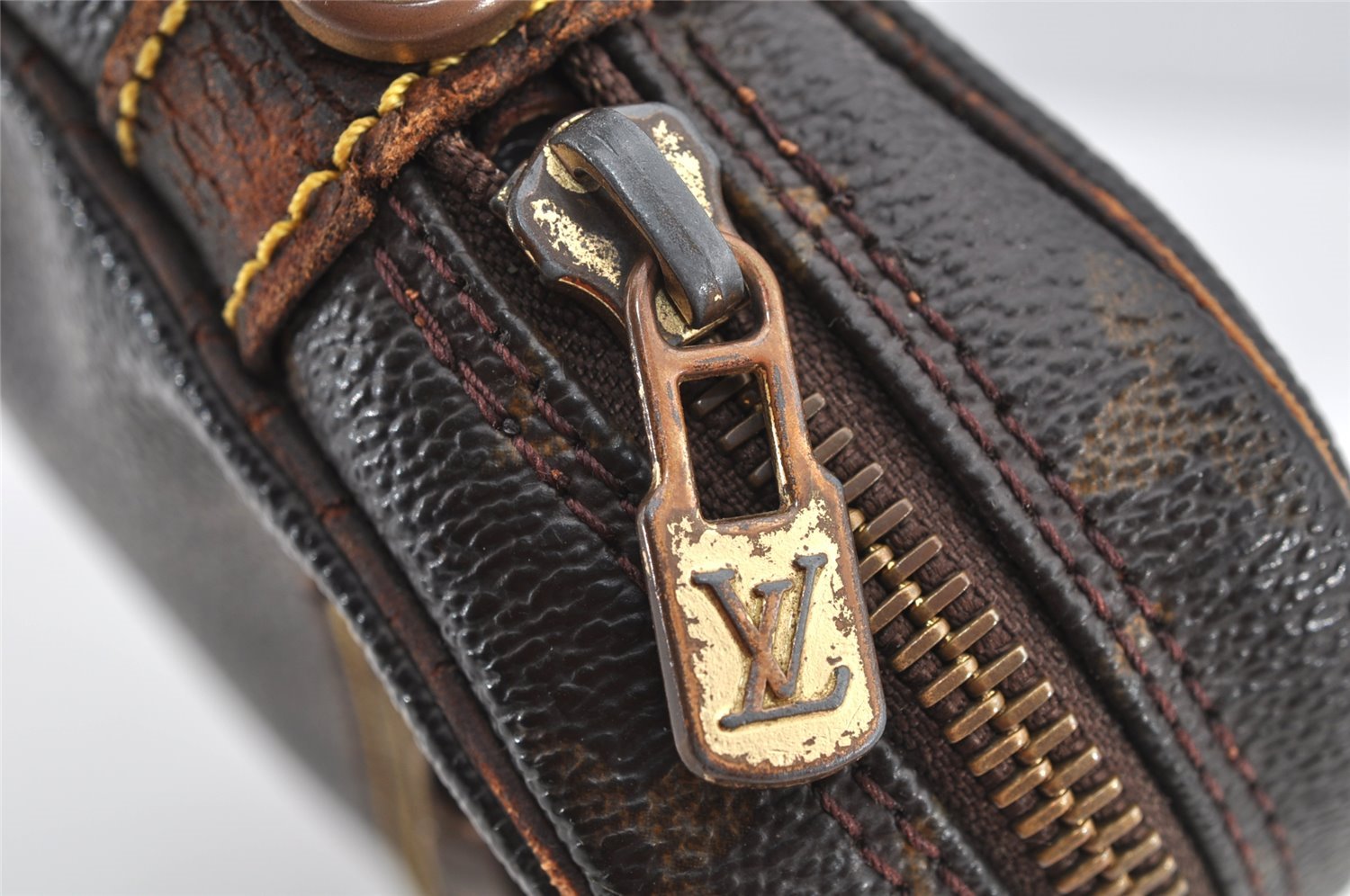 Authentic Louis Vuitton Monogram Marly Dragonne GM M51825 Clutch Hand Bag 4737I