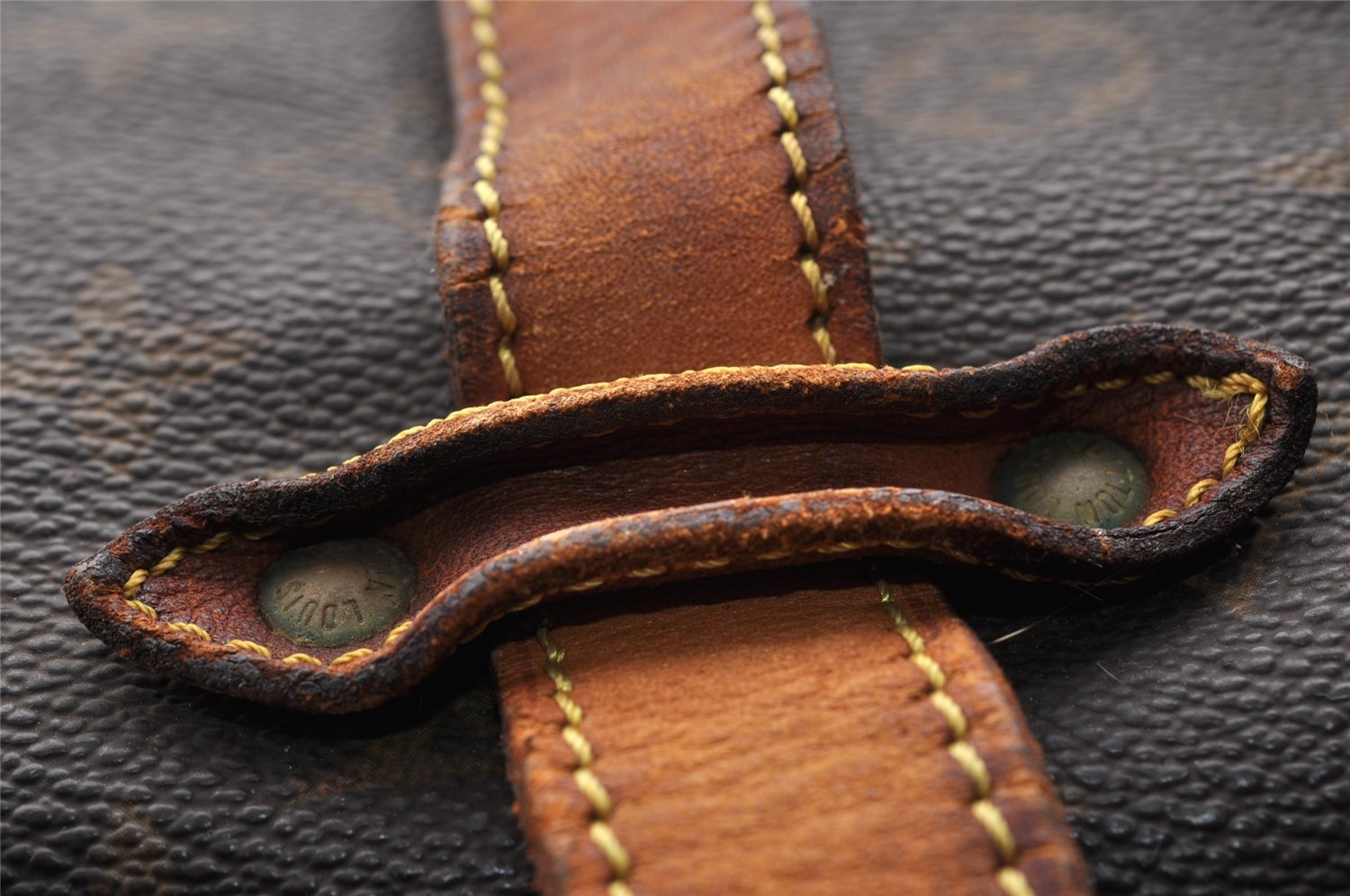 Authentic Louis Vuitton Monogram Saumur 43 Shoulder Cross Bag M42252 Junk 4748I