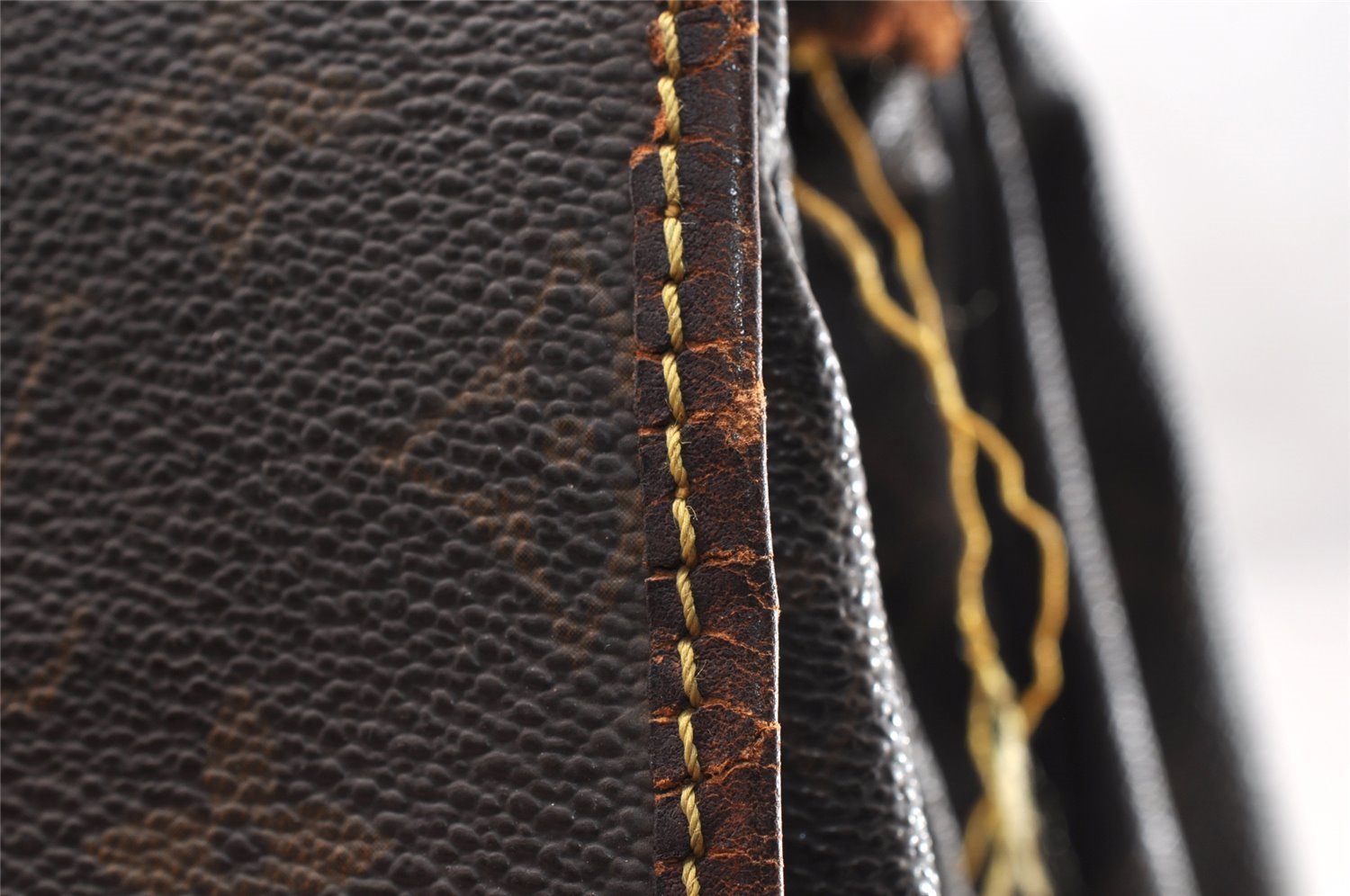 Authentic Louis Vuitton Monogram Saumur 43 Shoulder Cross Bag M42252 Junk 4748I