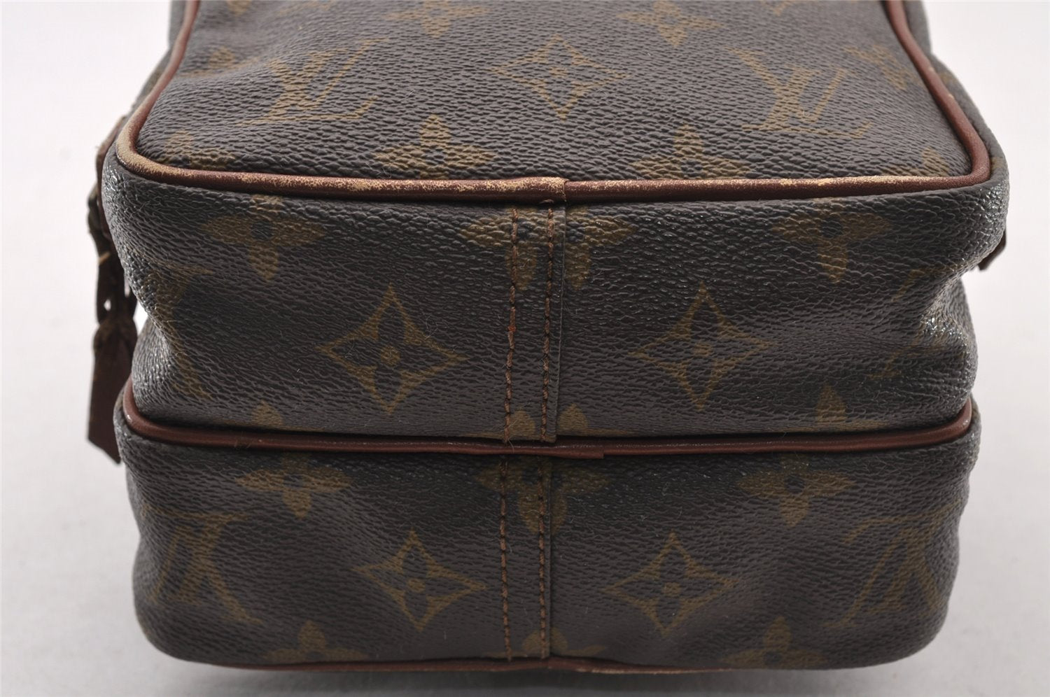 Authentic Louis Vuitton Monogram Amazone Shoulder Cross Body Bag Old Model 4749I