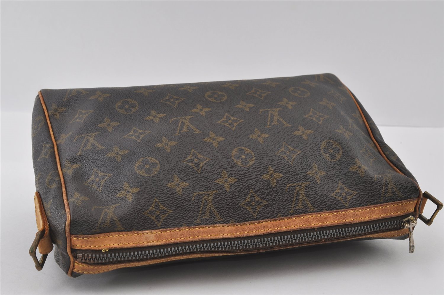 Authentic Louis Vuitton Monogram Tulleries MM Shoulder Bag M51348 Junk 4753I