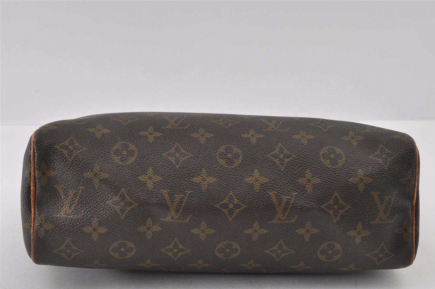 Authentic Louis Vuitton Monogram Tulleries MM Shoulder Bag M51348 Junk 4753I