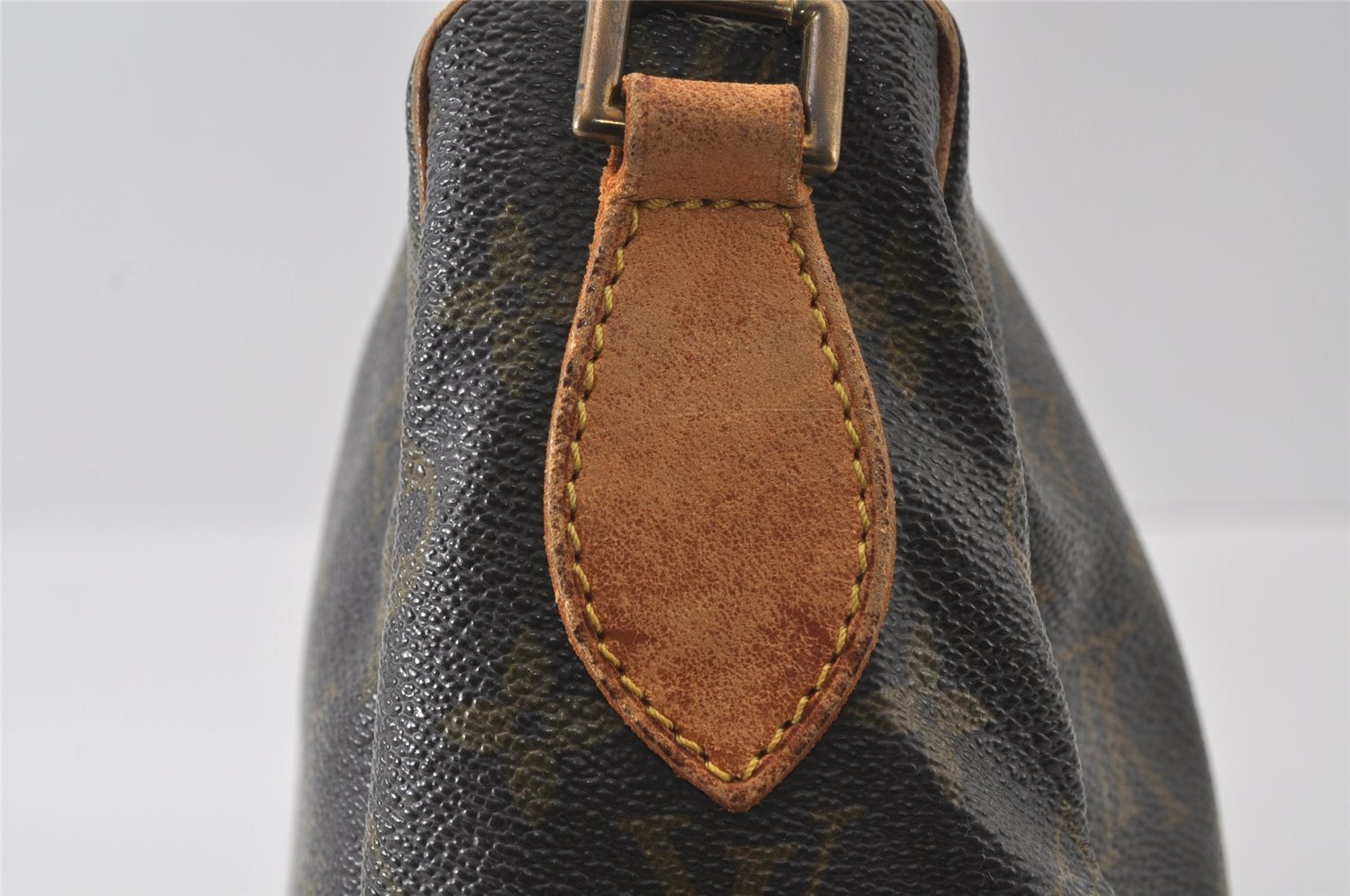 Authentic Louis Vuitton Monogram Tulleries MM Shoulder Bag M51348 Junk 4753I