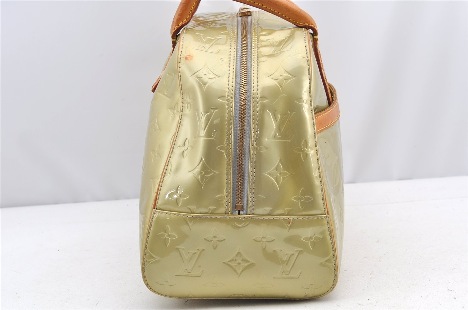 Auth Louis Vuitton Vernis Tompkins Square Hand Bag Light Green M91150 LV 4758I