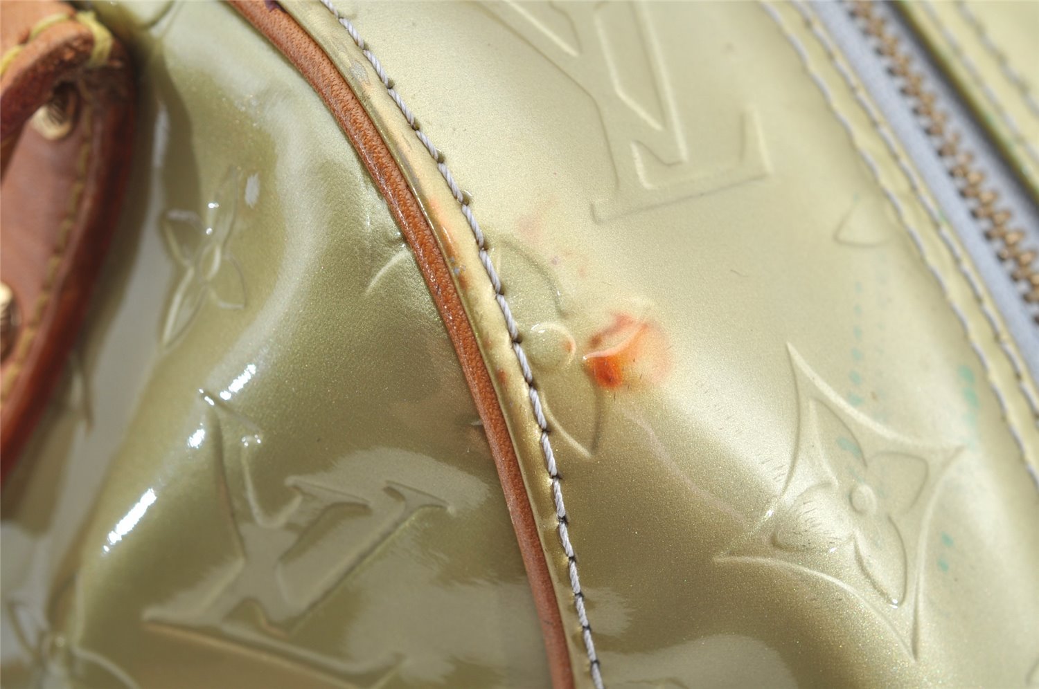 Auth Louis Vuitton Vernis Tompkins Square Hand Bag Light Green M91150 LV 4758I