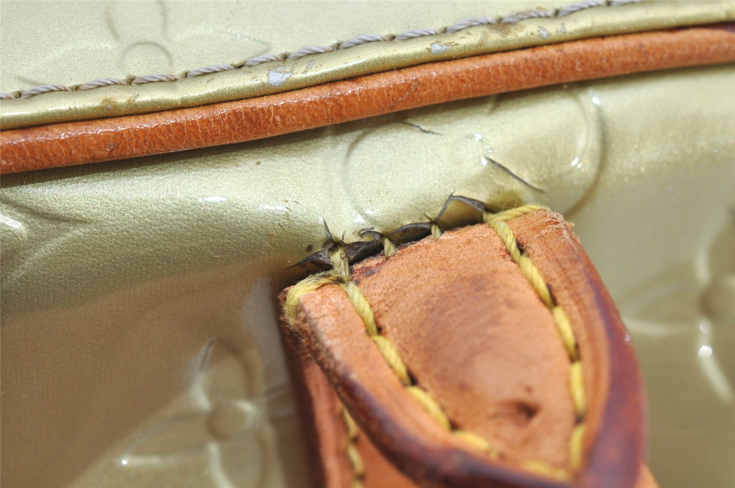 Auth Louis Vuitton Vernis Tompkins Square Hand Bag Light Green M91150 LV 4758I