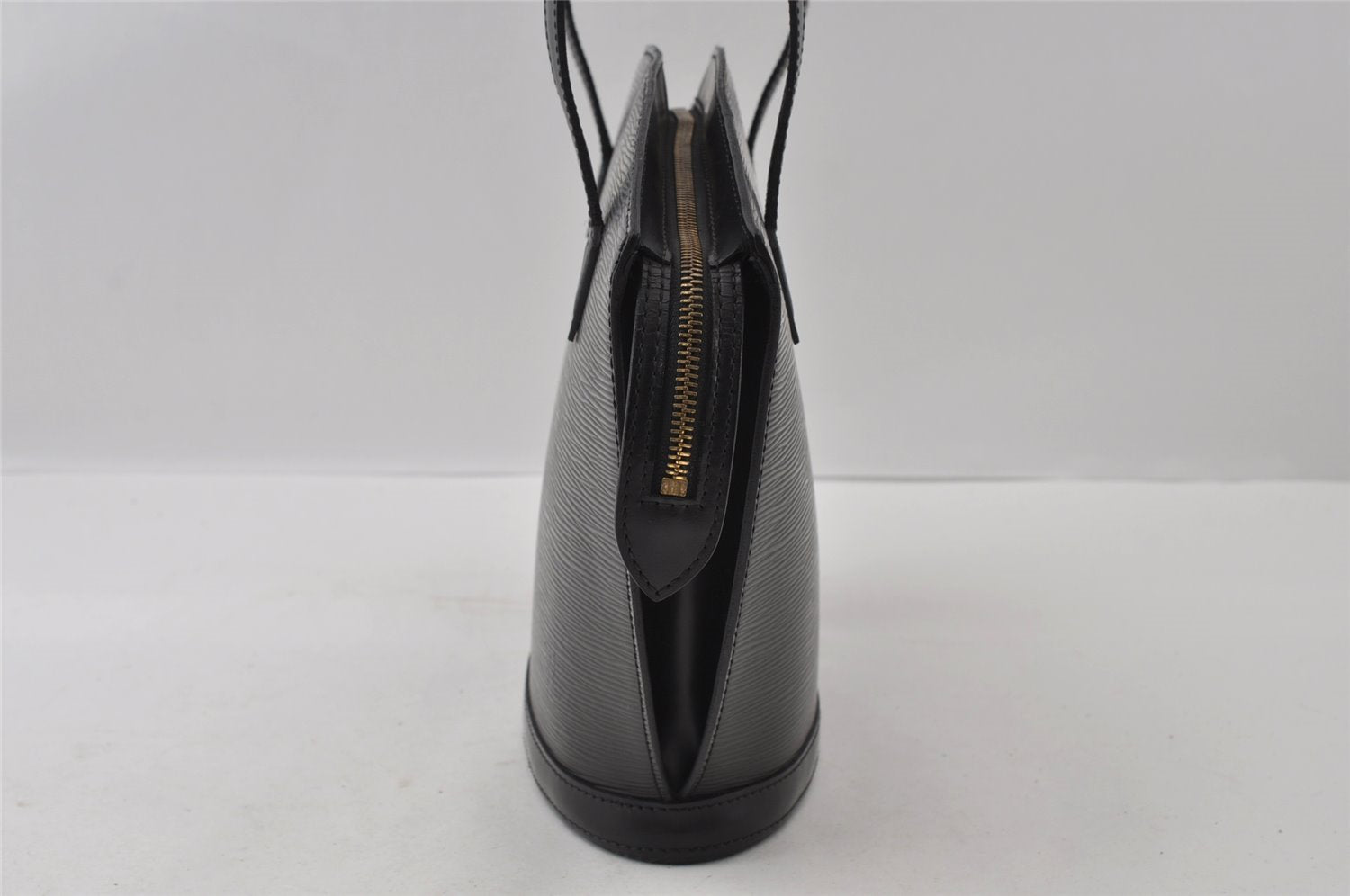 Louis Vuitton Epi Saint Jacques Poignet Long Shoulder Bag Black M52332 LV 4760I