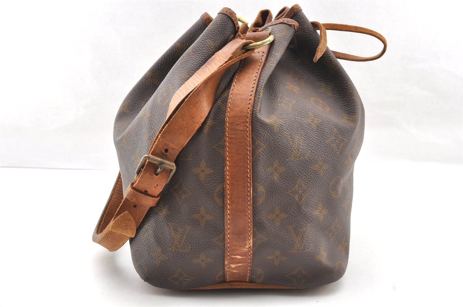 Authentic Louis Vuitton Monogram Petit Noe Drawstring Bag Old Model LV 4763I