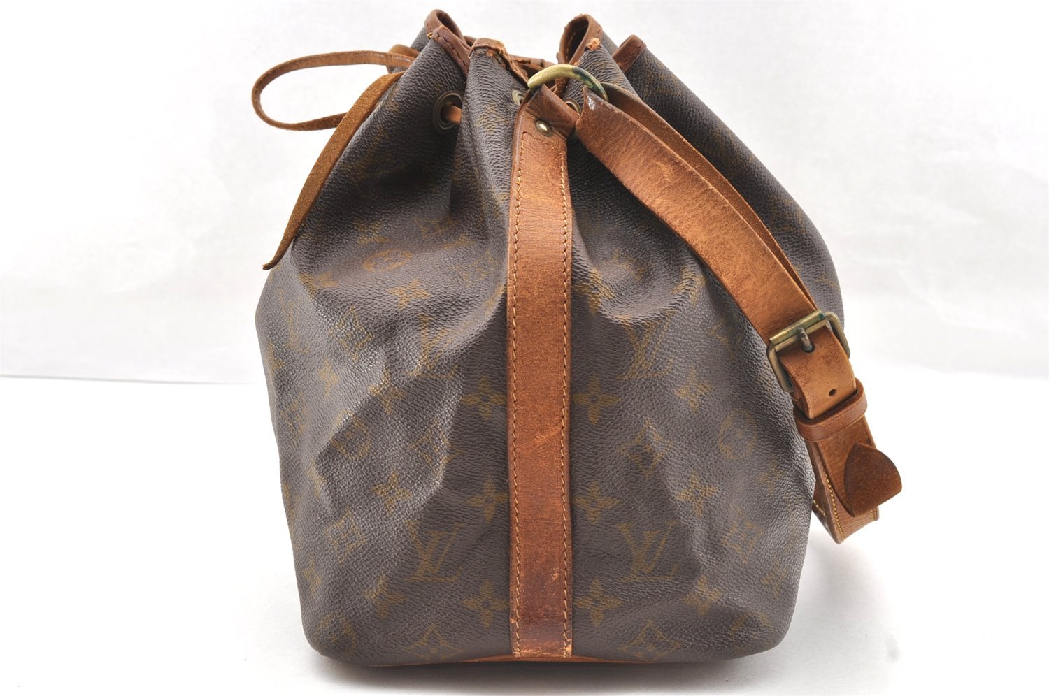 Authentic Louis Vuitton Monogram Petit Noe Drawstring Bag Old Model LV 4763I