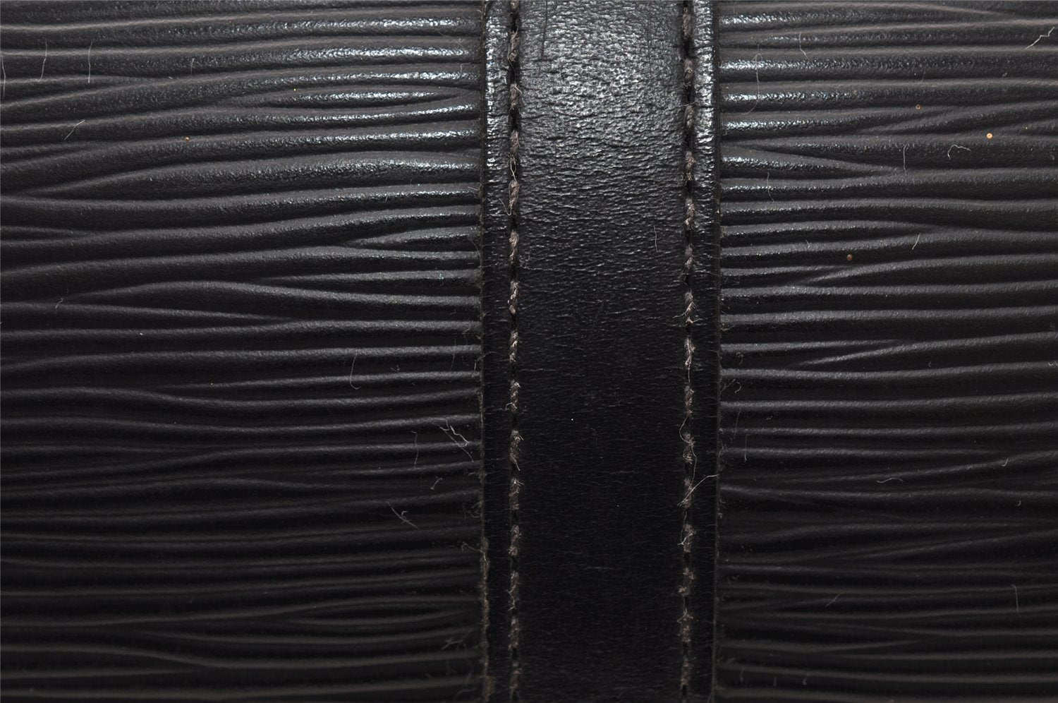 Authentic Louis Vuitton Epi Soufflot Black Hand Bag M52222 LV 4764I