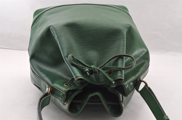 Authentic Louis Vuitton Epi Noe Shoulder Drawstring Bag Green M44004 LV 4768I
