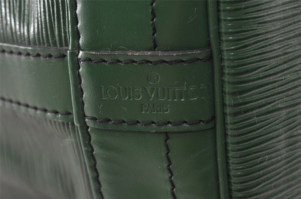 Authentic Louis Vuitton Epi Noe Shoulder Drawstring Bag Green M44004 LV 4768I