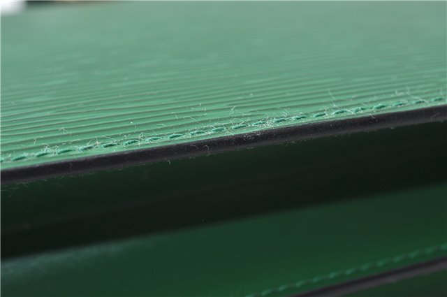 Auth Louis Vuitton Epi Capucines Shoulder Cross Body Bag Green M52344 LV 4772D
