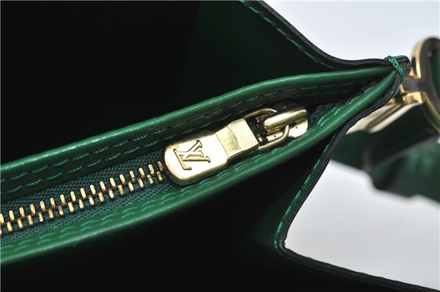 Auth Louis Vuitton Epi Capucines Shoulder Cross Body Bag Green M52344 LV 4772D