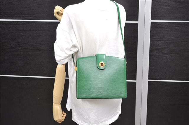 Auth Louis Vuitton Epi Capucines Shoulder Cross Body Bag Green M52344 LV 4772D