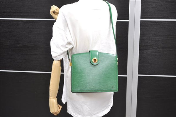Auth Louis Vuitton Epi Capucines Shoulder Cross Body Bag Green M52344 LV 4772D