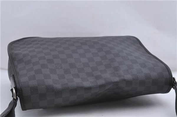 Authentic Louis Vuitton Damier Graphite Daniel GM Shoulder Bag N58033 LV 4773D