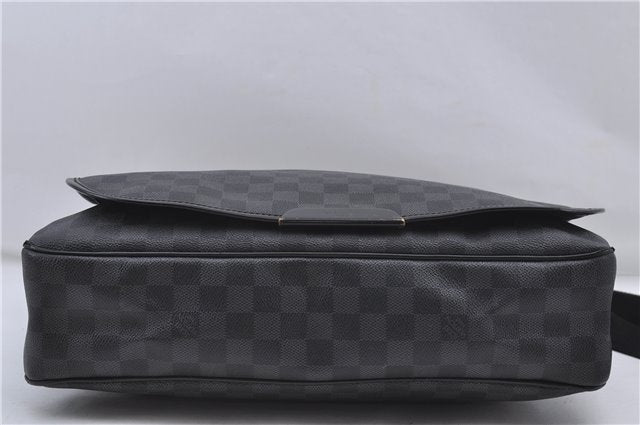 Authentic Louis Vuitton Damier Graphite Daniel GM Shoulder Bag N58033 LV 4773D