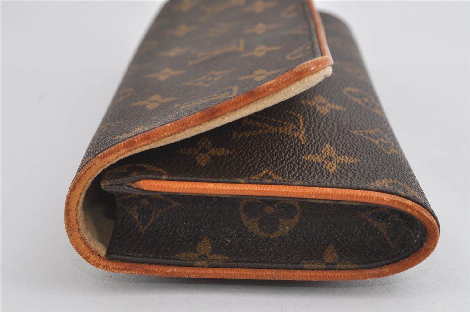 Authentic Louis Vuitton Monogram Pochette Twin GM Shoulder Bag M51852 LV 4775I