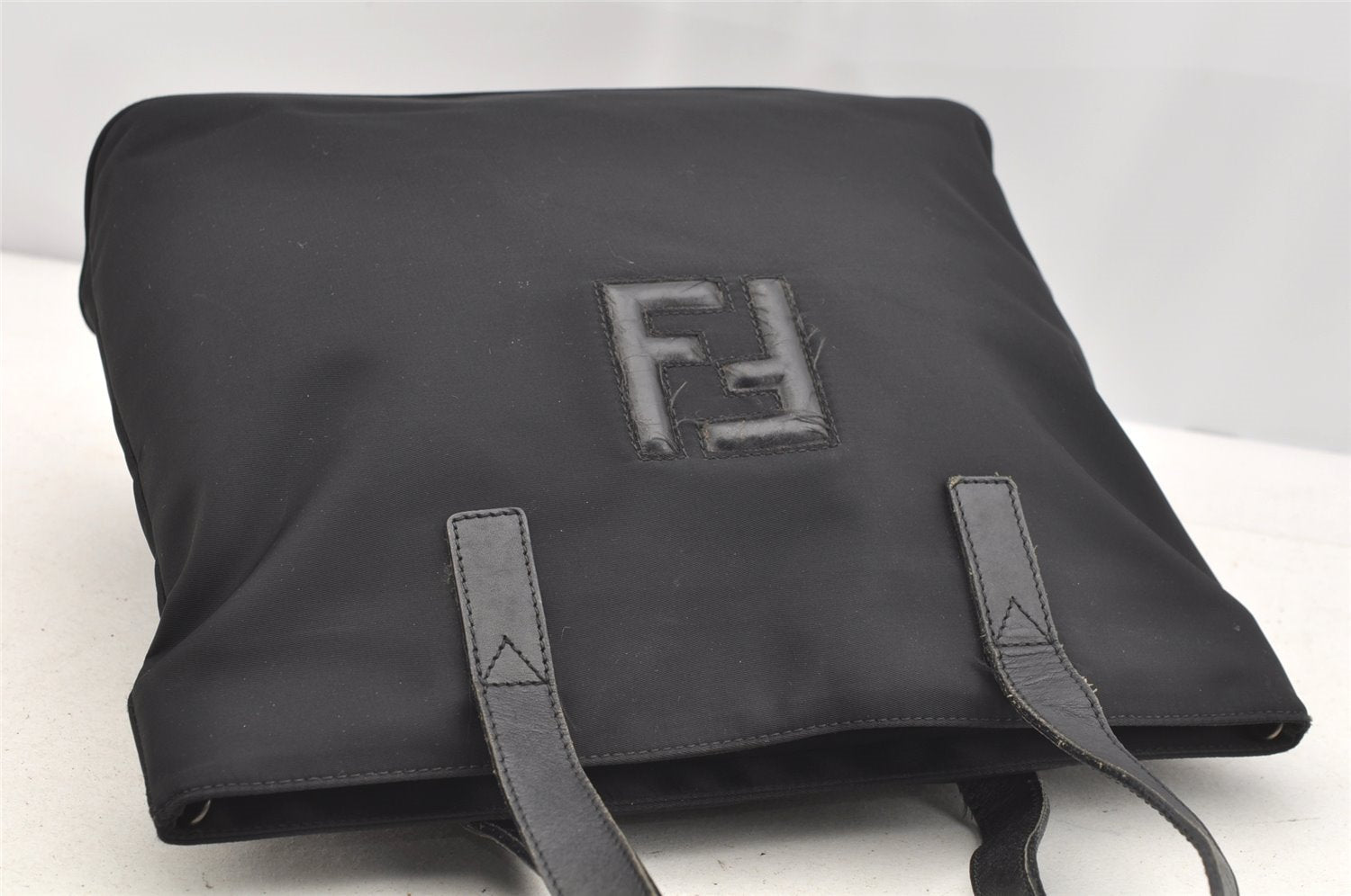 Authentic FENDI Vintage Nylon Leather Hand Tote Bag Black 4776I