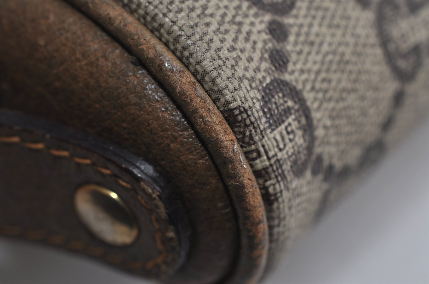 Authentic GUCCI GG Plus Clutch Hand Bag Purse PVC Leather Brown Junk 4779I