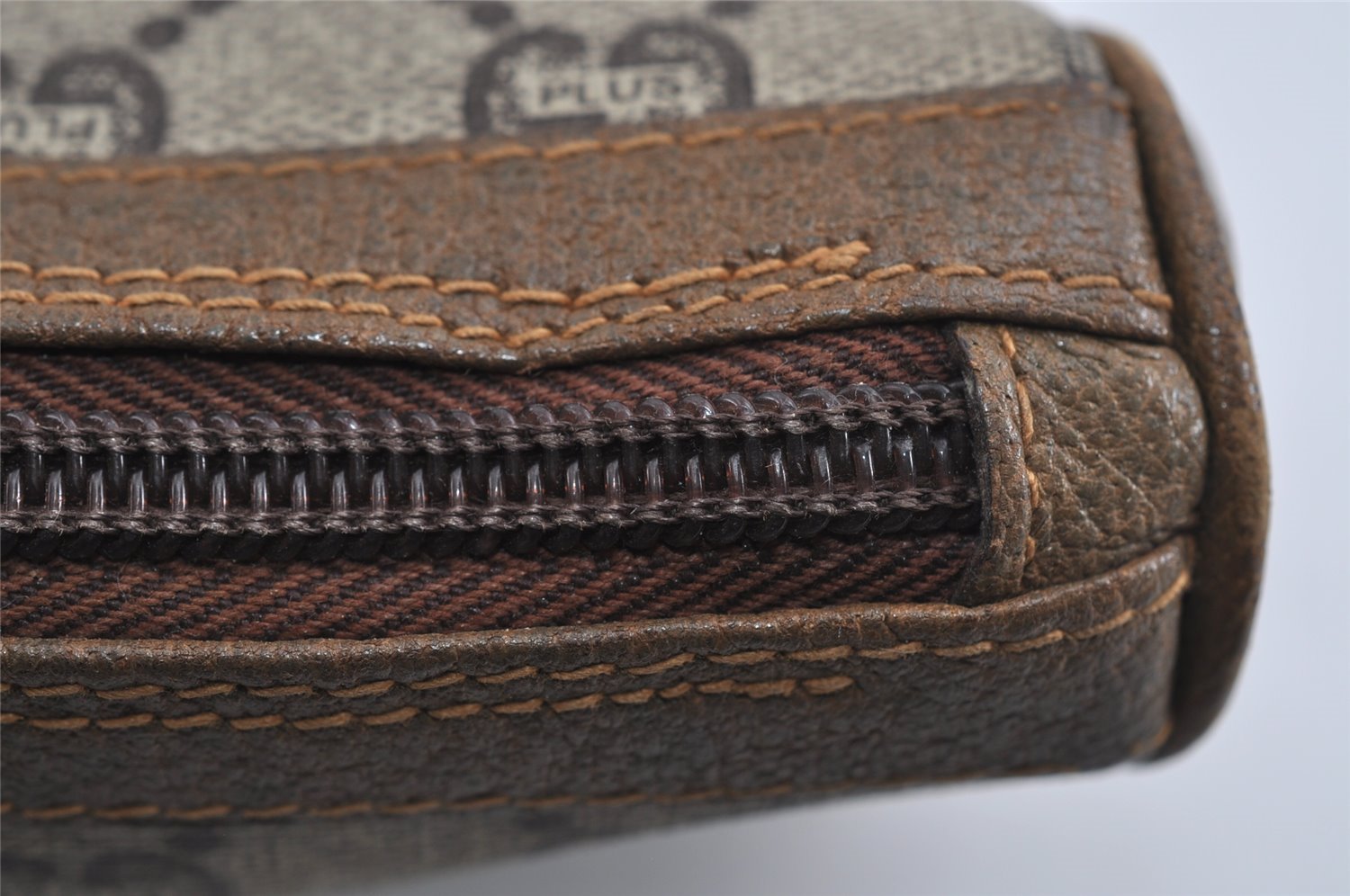 Authentic GUCCI GG Plus Clutch Hand Bag Purse PVC Leather Brown Junk 4779I