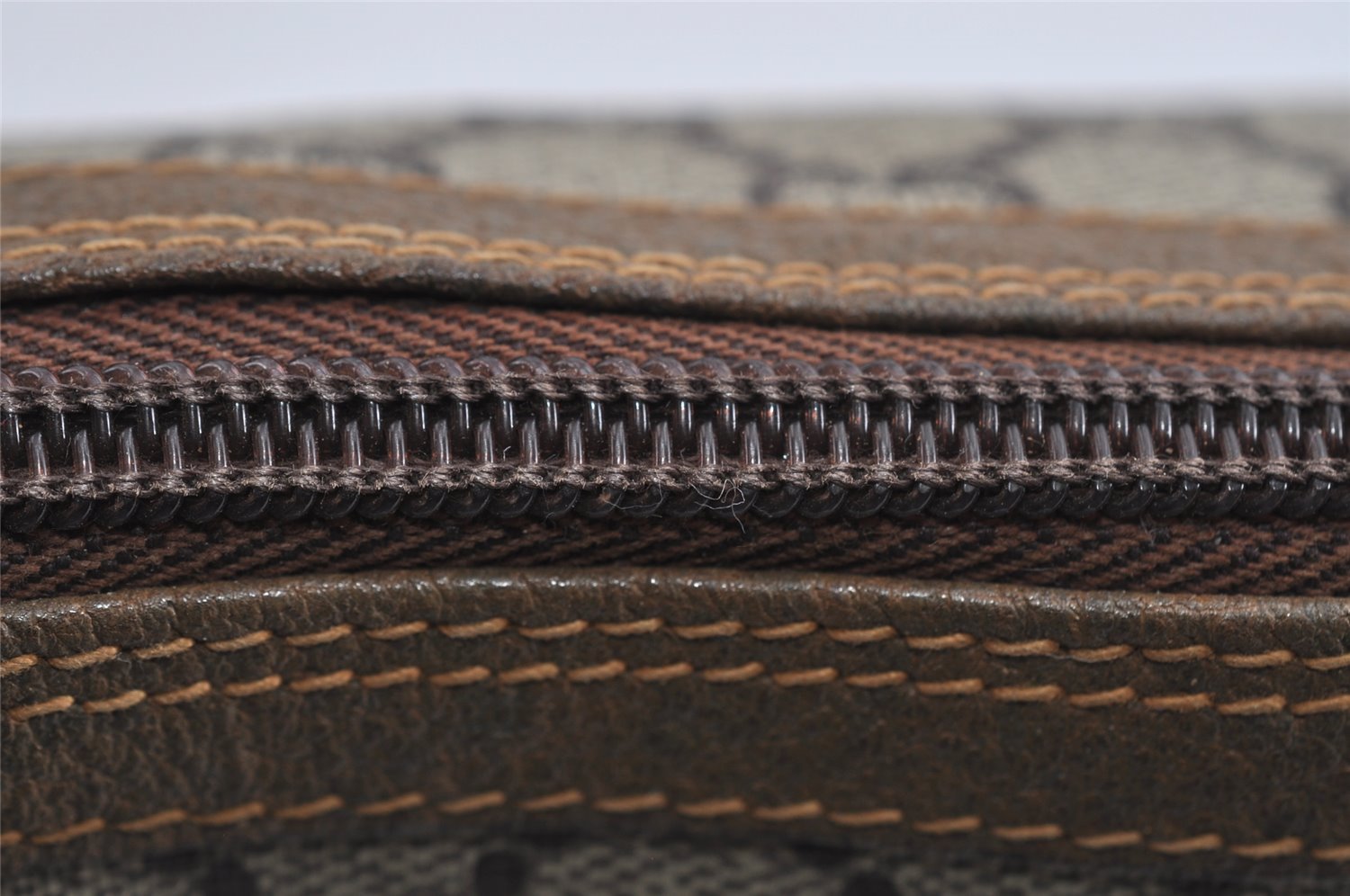 Authentic GUCCI GG Plus Clutch Hand Bag Purse PVC Leather Brown Junk 4779I