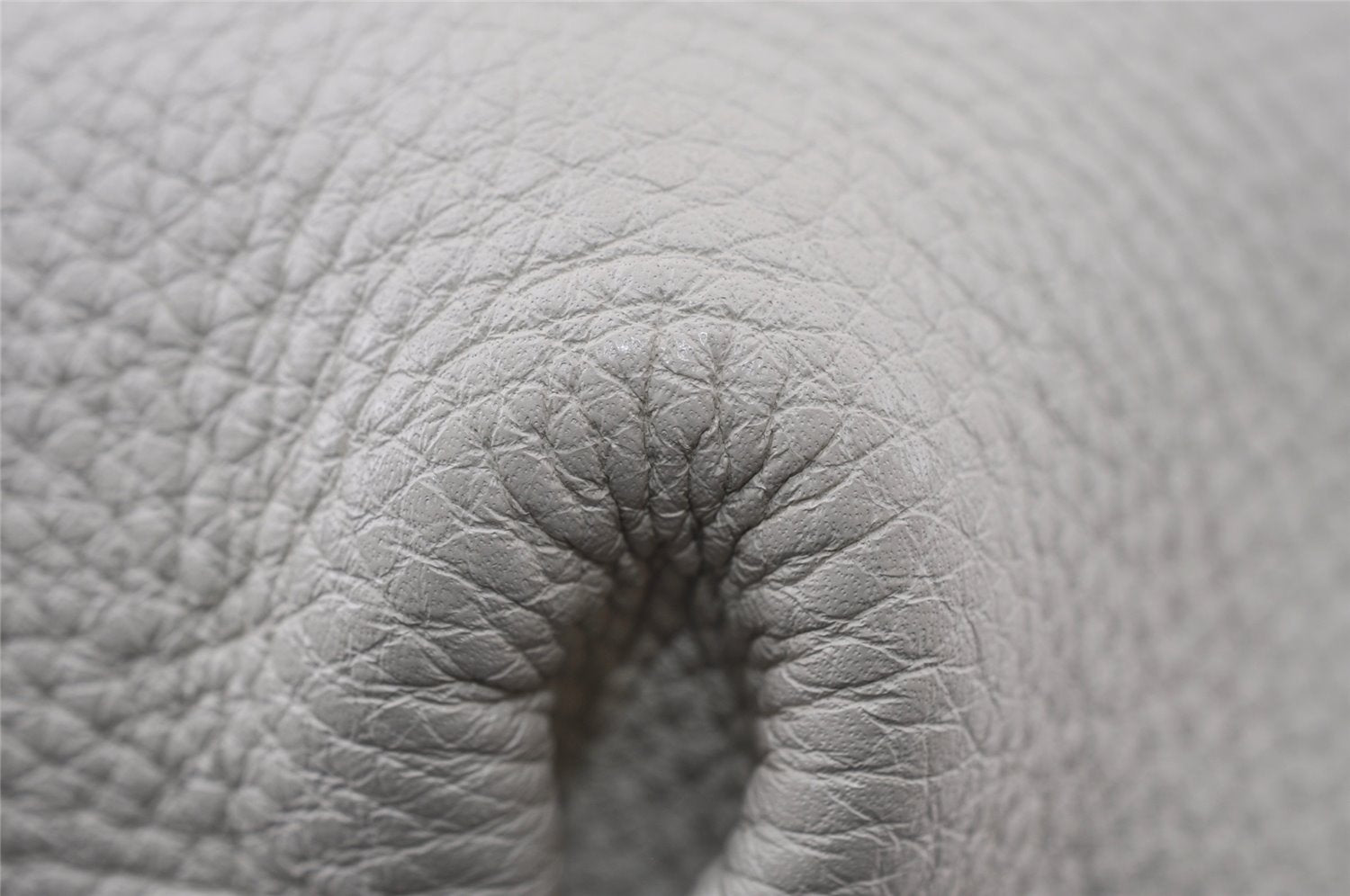 Authentic GUCCI Vintage SOHO Tassel Shoulder Tote Bag Leather 282304 White 4791I