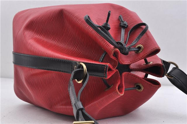 Auth LOUIS VUITTON Epi Petit Noe Bi-color Black x Red M44172 Shoulder Bag 4793C
