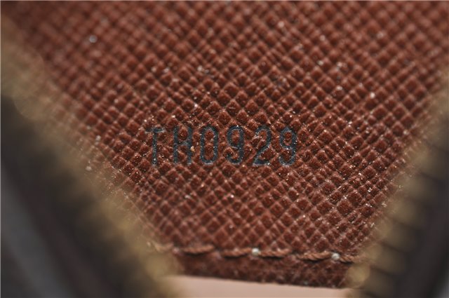 Auth LOUIS VUITTON Monogram Trousse Demi Ronde 23 Cosmetic Pouch M47520 LV 4799C