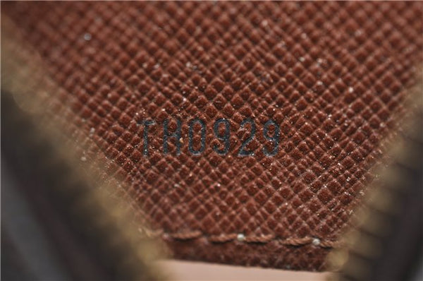 Auth LOUIS VUITTON Monogram Trousse Demi Ronde 23 Cosmetic Pouch M47520 LV 4799C