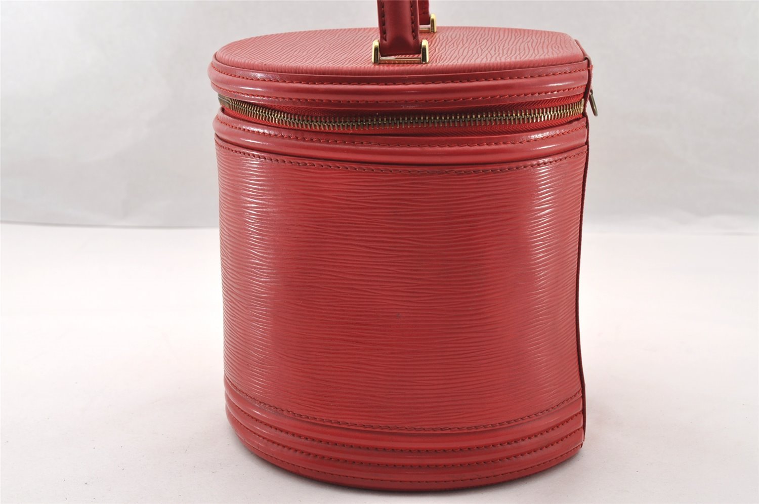 Authentic Louis Vuitton Epi Cannes Red Cosmetic Hand Bag Purse M48037 Junk 4810I