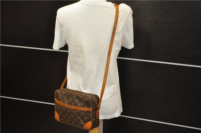 Auth Louis Vuitton Monogram Trocadero 27 Shoulder Cross Body Bag M51274 LV 4819D