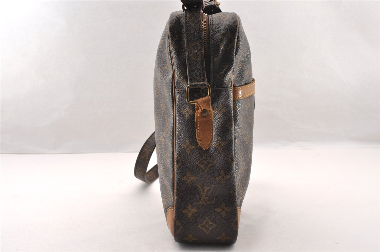 Authentic Louis Vuitton Monogram Danube MM Shoulder Cross Bag M45264 Junk 4819I