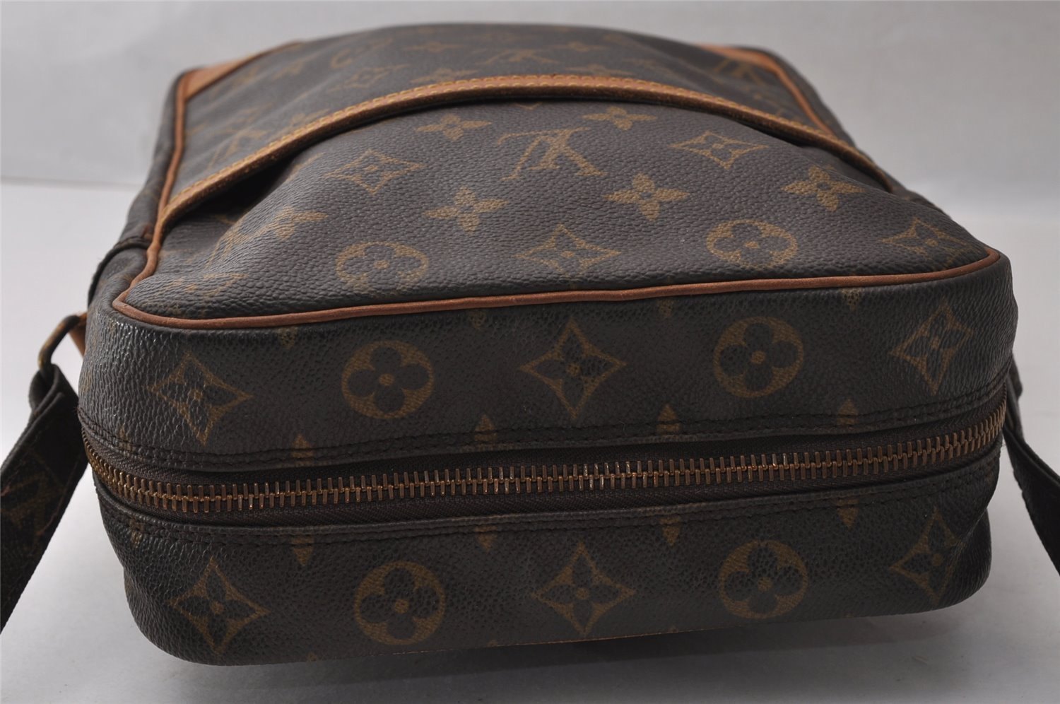 Authentic Louis Vuitton Monogram Danube MM Shoulder Cross Bag M45264 Junk 4819I