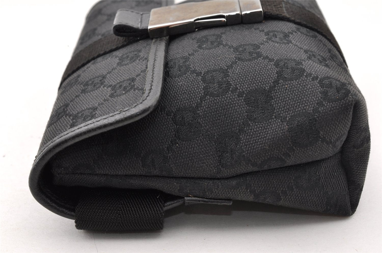 Authentic GUCCI Vintage Waist Body Bag Purse Canvas Leather 131236 Black 4843I