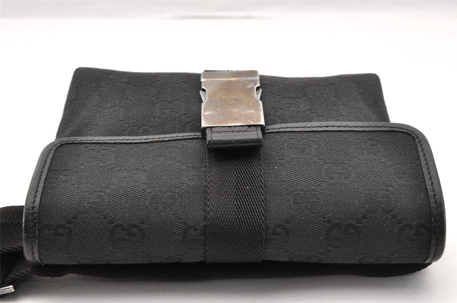 Authentic GUCCI Vintage Waist Body Bag Purse Canvas Leather 131236 Black 4843I
