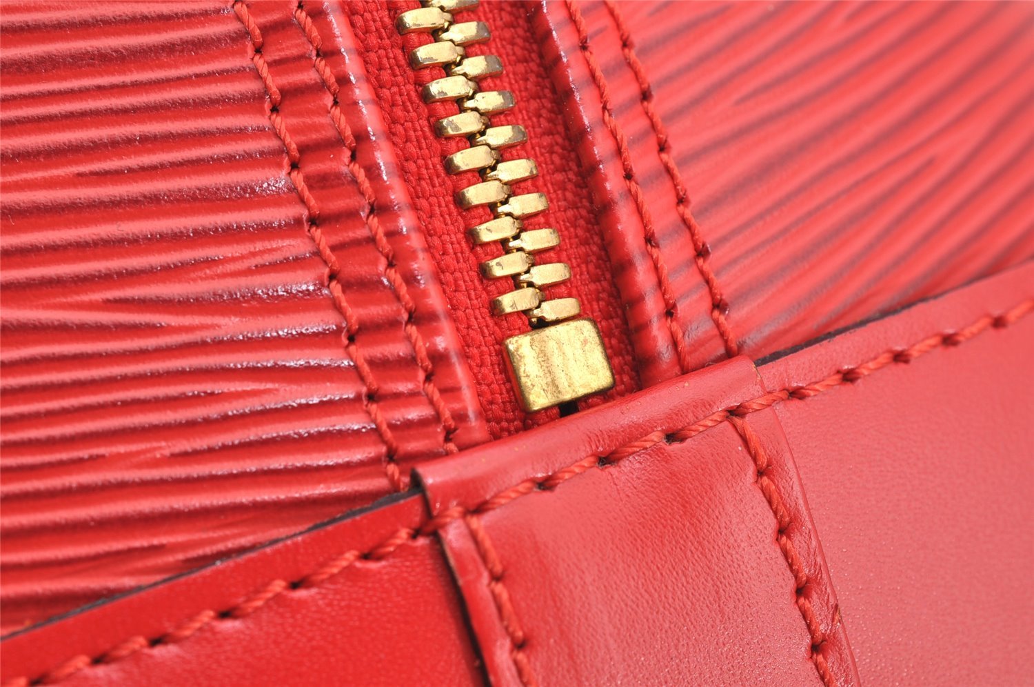 Authentic Louis Vuitton Epi Alma PM Hand Bag Red M52147 LV 4859I