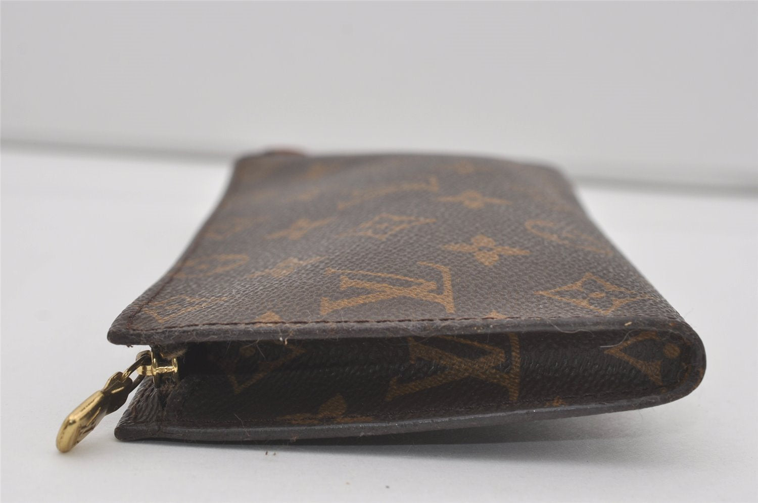 Authentic Louis Vuitton Monogram Pouch For Bucket GM LV 4876I