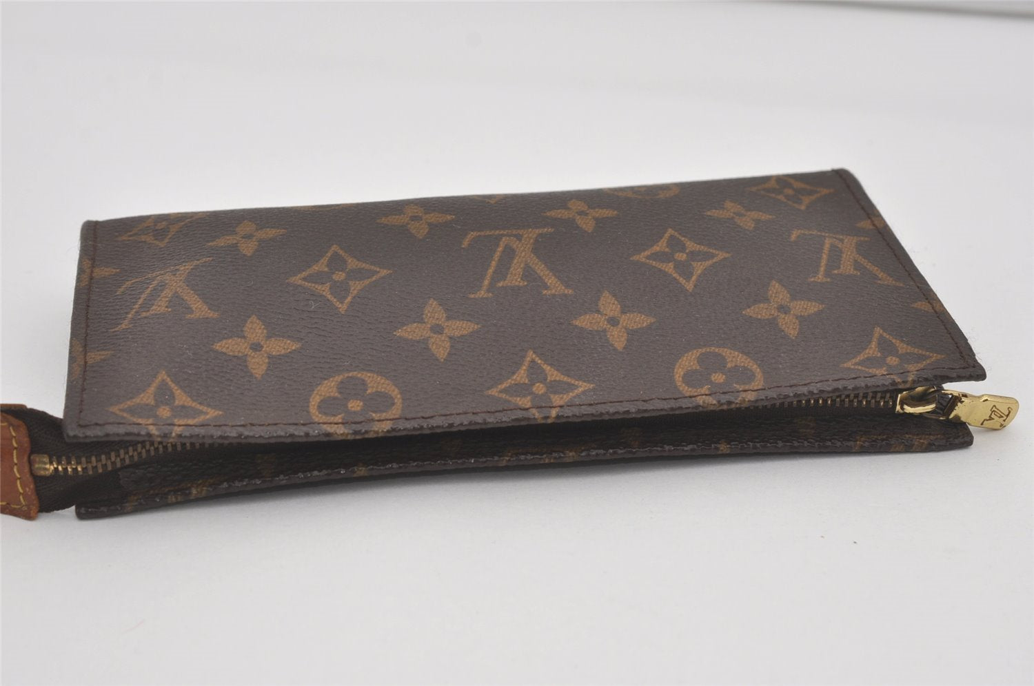Authentic Louis Vuitton Monogram Pouch For Bucket GM LV 4876I