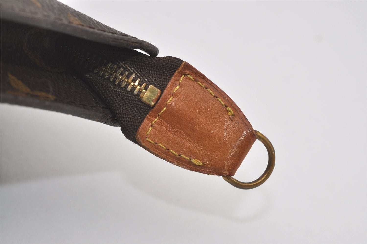 Authentic Louis Vuitton Monogram Pouch For Bucket GM LV 4876I